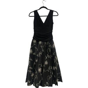 S.L SLNY Fashions Womens Dress 6P 6 Petite A-Line Black Floral V-Neck 410720 NWT